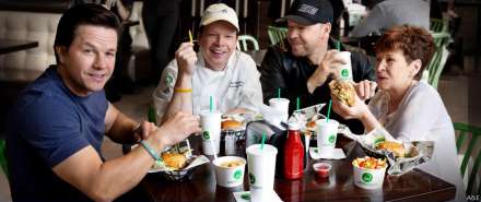 'Wahlburgers' Returns To A&E With Eighth Season In August - Reality TV ...