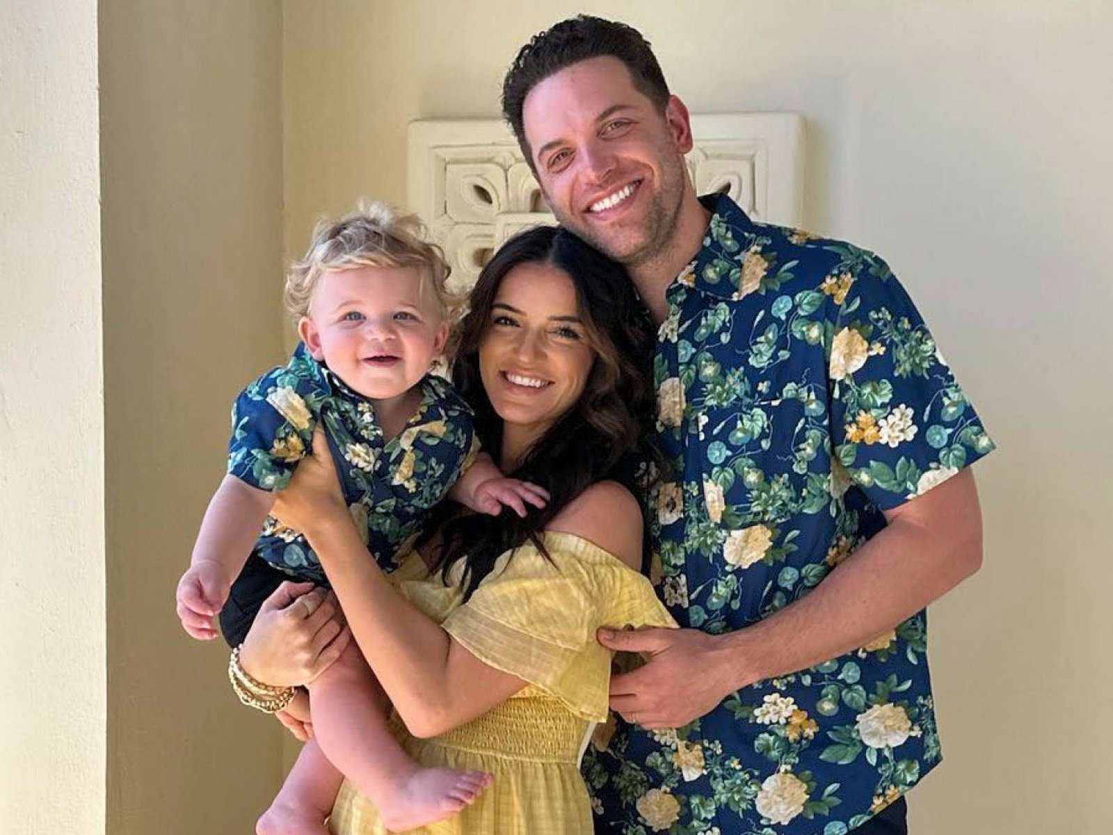 'Bachelor in Paradise' couple Raven Gates and Adam Gottschalk welcome ...