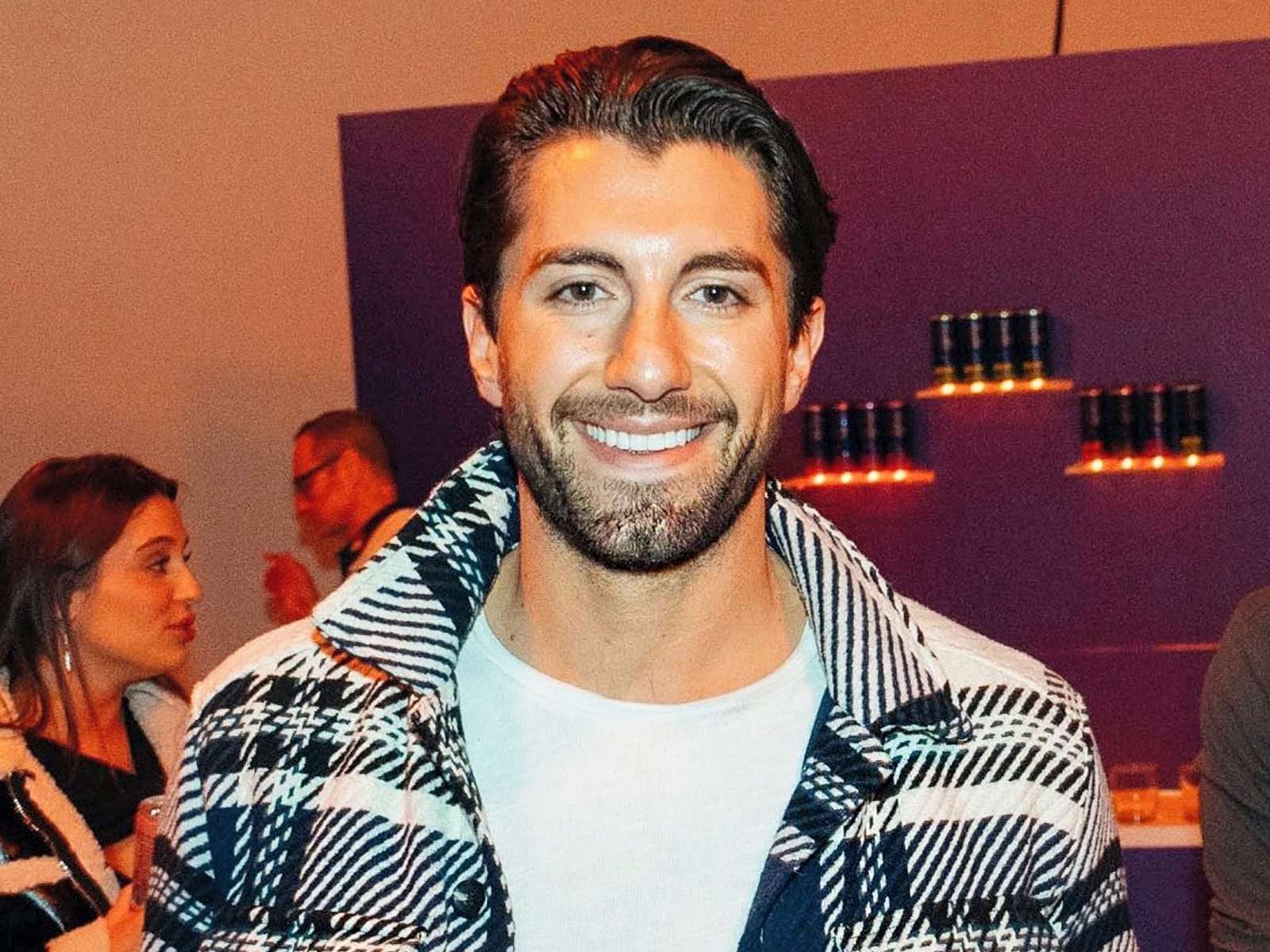 'The Bachelorette' Alum Jason Tartick Dodges Rumors He's Dating TikTok ...