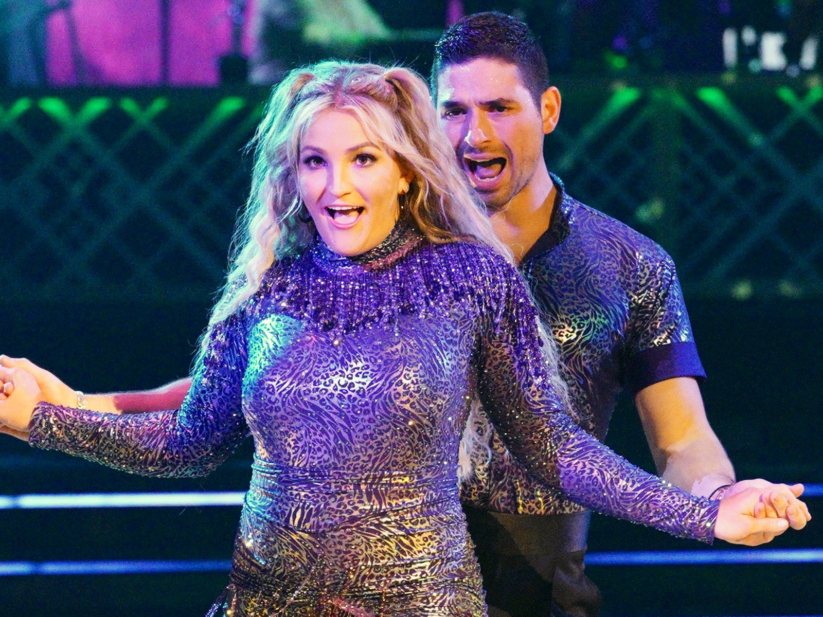 Jamie Lynn Spears Reacts To Shocking Dancing With The Stars Elimination With Pro Alan Bersten