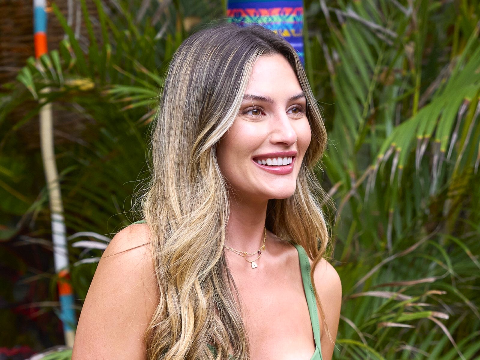 'Bachelor in Paradise' bachelorette Kat Izzo publicly apologizes